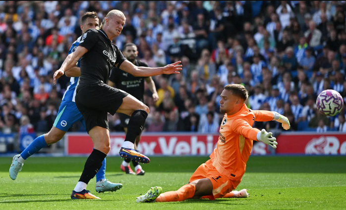 Chân sút người Na Uy có bàn thắng thứ 88 sau 100 trận - nhanh nhất lịch sử Premier League Chân sút người Na Uy có bàn thắng thứ 88 sau 100 trận - nhanh nhất lịch sử Premier League