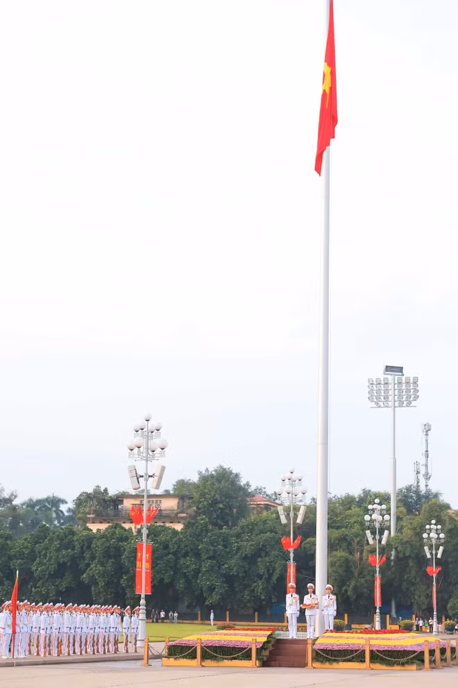 Lễ thượng cờ mừng 79 năm Ngày Quốc khánh tại Quảng trường Ba Đình lịch sử. (Ảnh: Hoàng Hiếu/TTXVN)