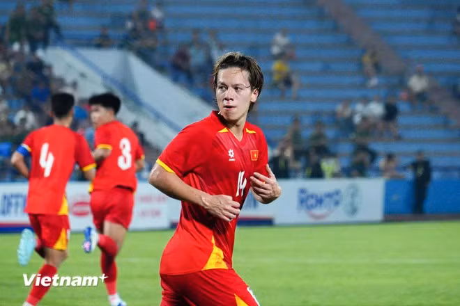 Lê Viktor ghi bàn giúp U23 Việt Nam giành chiến thắng. (Ảnh: Việt Anh/Vietnam+)