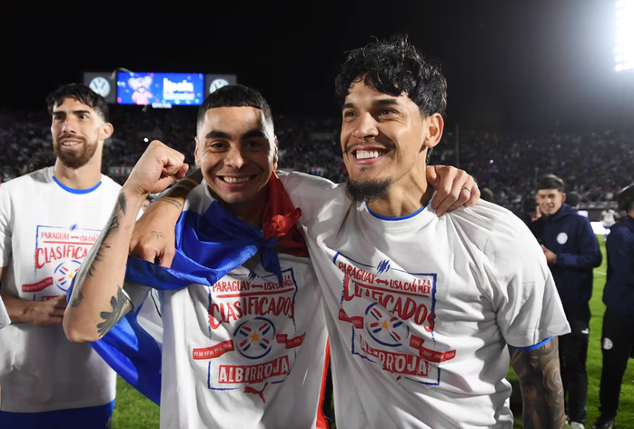 Paraguay giành quyền dự World Cup sau 16 năm Paraguay giành quyền dự World Cup sau 16 năm