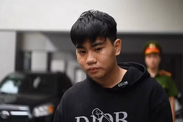 N.T.M.K cho hay do chạy với tốc độ cao và bị bất ngờ nên đã tông tiếp vào chị Q. ẢNH: KIẾN TRẦN