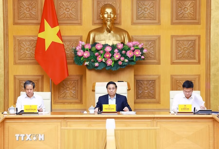 Thủ tướng Phạm Minh Chính, Chủ tịch Ủy ban quốc gia đổi mới giáo dục và đào tạo, chủ trì phiên họp. (Ảnh: Dương Giang/TTXVN)