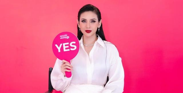 Võ Hoàng Yến “gây sốt” khi đảm nhận vai trò giám khảo casting Vietnam’s Next Top Model. . ẢNH: NVCC Võ Hoàng Yến “gây sốt” khi đảm nhận vai trò giám khảo casting Vietnam’s Next Top Model. . ẢNH: NVCC