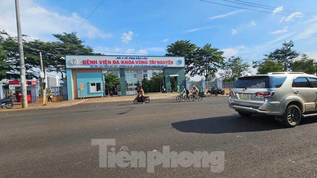 BVĐK Vùng Tây Nguyên - nơi xác nhận thực hành cho 4 bác sỹ trong vụ chạy chứng chỉ hành nghề y BVĐK Vùng Tây Nguyên - nơi xác nhận thực hành cho 4 bác sỹ trong vụ chạy chứng chỉ hành nghề y