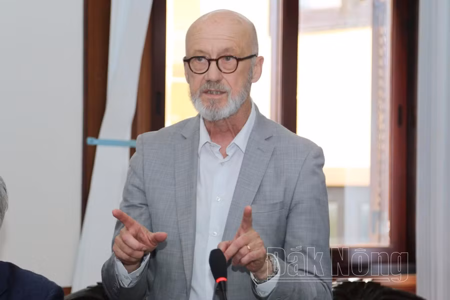 Chuyên gia tư vấn thuộc Công ty EAI 43 phân tích đồ án quy hoạch chung đô thị Gia Nghĩa.