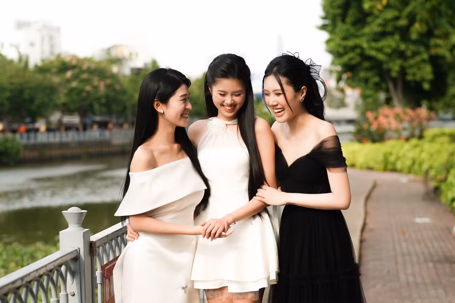 Trong buổi hội ngộ, thí sinh phần lớn chia sẻ về sự thay đổi sau 3 tháng đồng hành cùng Hoa hậu Việt Nam. Khi được hỏi về quá trình chuẩn bị cho vòng chung kết tại Huế, cả Bảo Hà, Thùy Nhiên và Thanh Thảo cho biết họ không nghỉ ngơi nhiều, tranh thủ thời gian rèn luyện catwalk, trau dồi khả năng ứng xử để thể hiện tốt nhất trong đêm chung kết diễn ra giữa tháng 6.