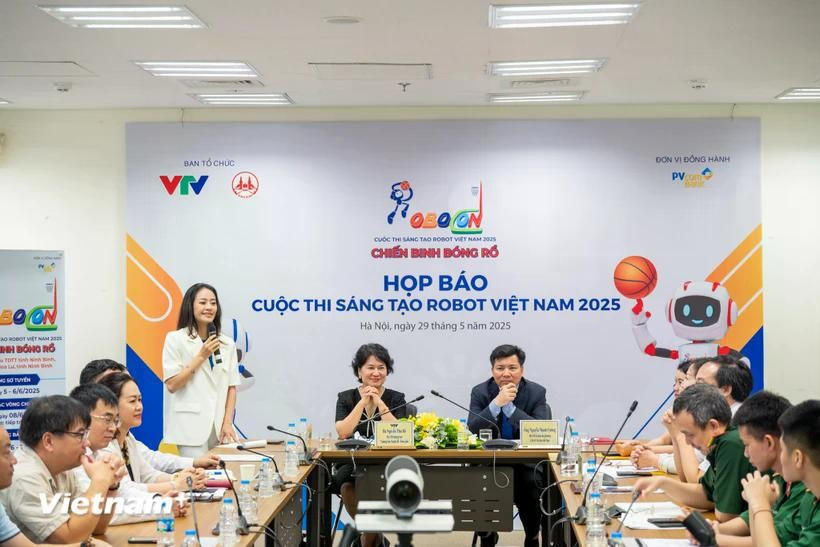 Ảnh: Minh Sơn/Vietnam+ cuoc-thi-sang-tao-robotdd.jpg