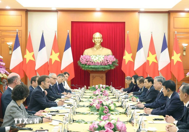 Tổng Bí thư Tô Lâm tiếp Tổng thống Pháp Emmanuel Macron. (Ảnh: Thống Nhất/TTXVN) Tổng Bí thư Tô Lâm tiếp Tổng thống Pháp Emmanuel Macron. (Ảnh: Thống Nhất/TTXVN)