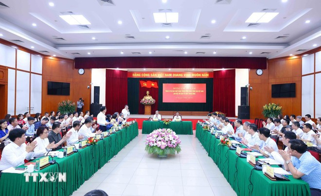Scène de travail. Photo : Phuong Hoa/VNA Quang cảnh buổi làm việc. Ảnh: Phương Hoa/TTXVN