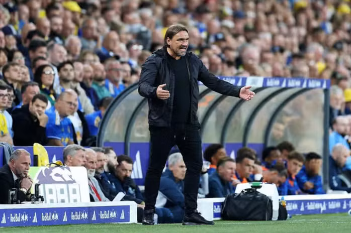HLV Daniel Farke phấn khích với chiến thắng của Leeds United