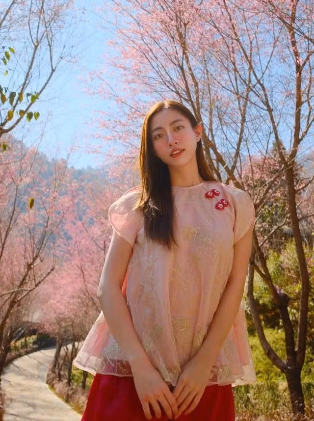 ẢNH: @_LUONGTHUYLINH_