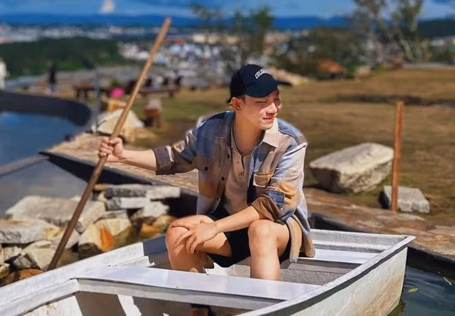 Anh Toàn đi Đà Lạt để nghỉ ngơi và kết hợp làm việc từ xa. ẢNH: NVCC