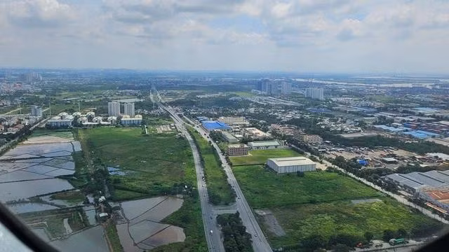 Việc gộp chung nhiều loại đất khác nhau vào cùng nhóm trong bảng giá đất gây lo ngại làm tăng chi phí sử dụng đất. ẢNH: T.N