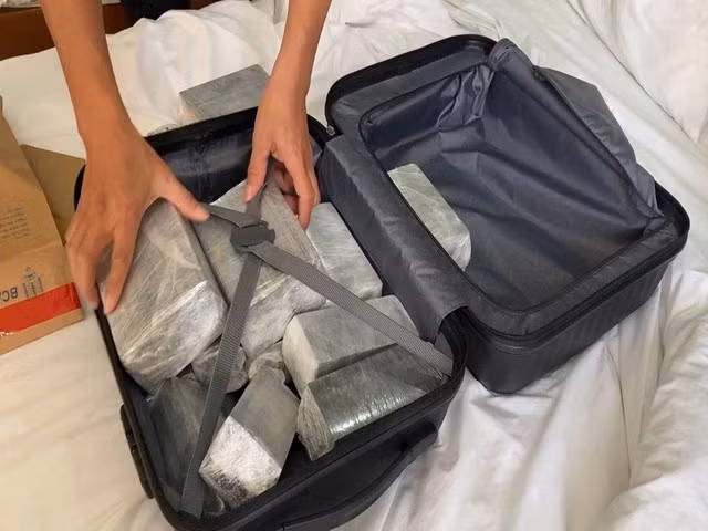 Chiếc vali do Đinh Xuân Quang mang theo