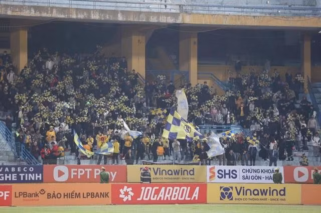 Giải V-League của Việt Nam được đánh giá có sức hút cao nhờ sự quan tâm của khán giả. Ảnh: Minh Hoàng