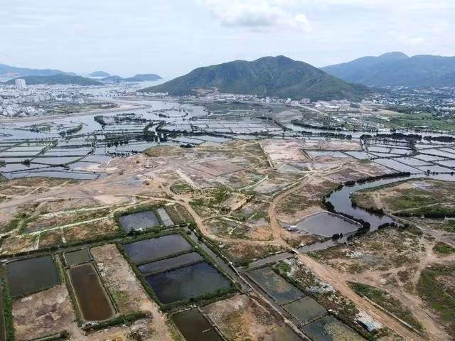 Khu đất dự kiến triển khai dự án Khu đô thị hỗn hợp TP.Nha Trang. ẢNH: HL