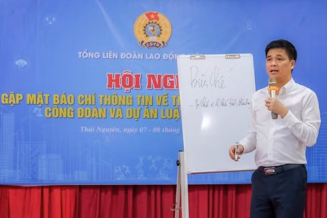 Phó Chủ tịch Tổng Liên đoàn Lao động Việt Nam Ngọ Duy Hiểu