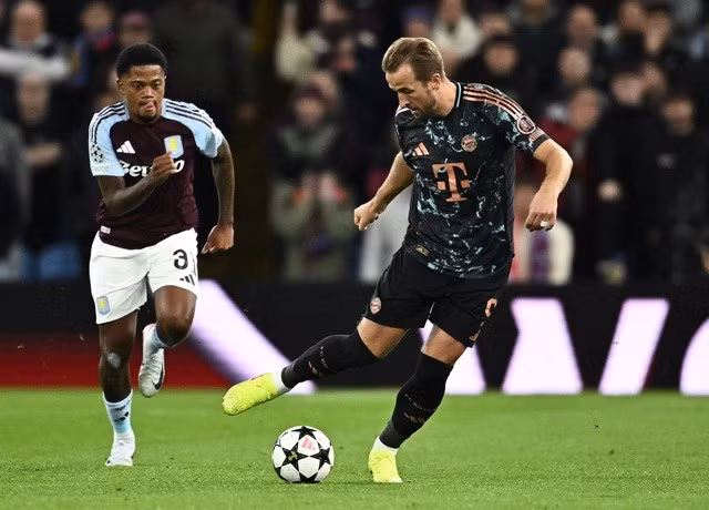 Hàng công khủng của Bayern Munich bất lực tìm kiếm bàn thắng ở Villa Park