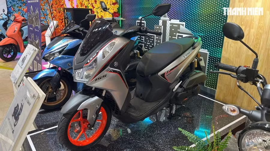 Các phiên bản Yamaha Lexi 155 đang được một số đại lý phân phối giảm giá từ 3,4 - 4,5 triệu đồng. Ảnh: B.H