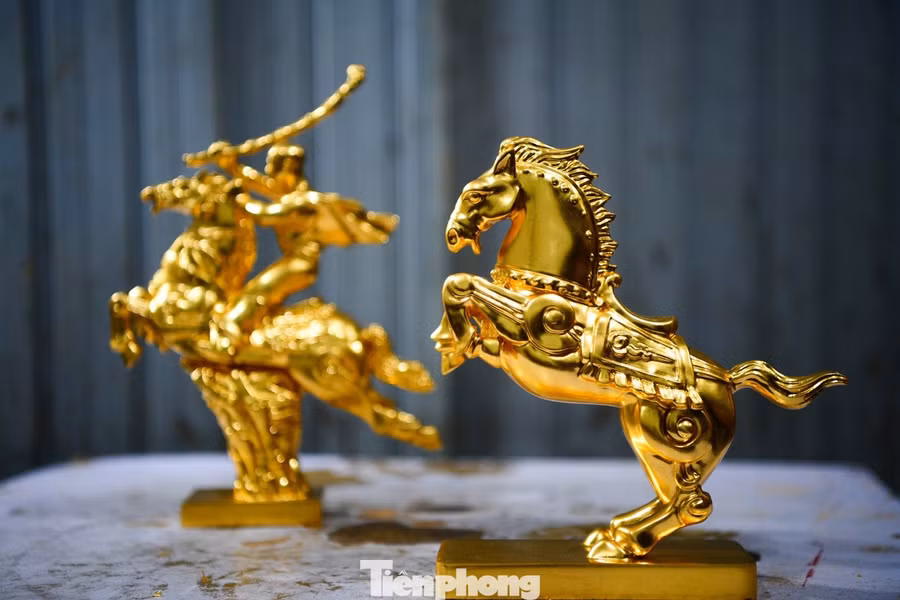 Nhìn gần linh vật ngựa lấy cảm hứng từ truyền thuyết Thánh Gióng