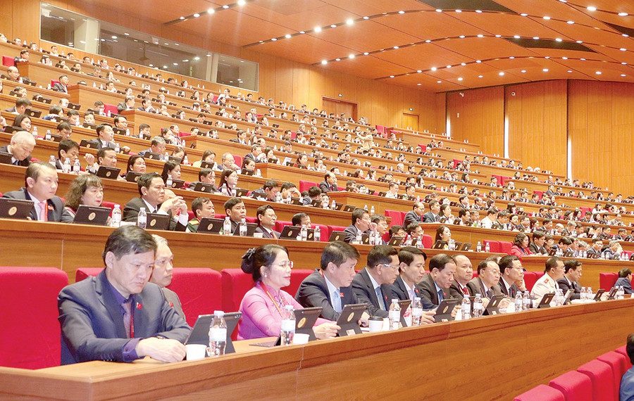 Đoàn đại biểu Đảng bộ tỉnh Gia Lai tham dự phiên thảo luận. Ảnh: Q.T