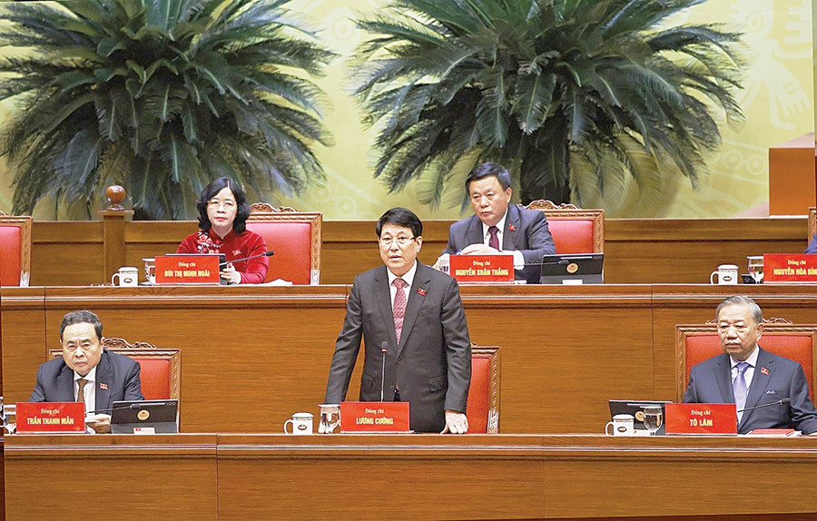 Chủ tịch nước Lương Cường điều hành phiên thảo luận. Ảnh: P.V