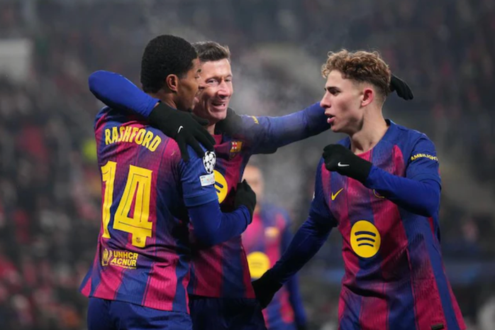 Barcelona tiến sát vòng 1/8