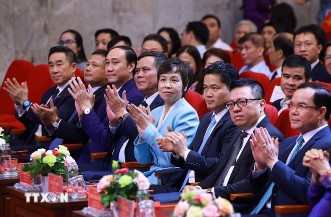 Các đại biểu dự Lễ trao Giải Báo chí toàn quốc phòng, chống tham nhũng, lãng phí, tiêu cực lần thứ 5. (Ảnh: Dương Giang/TTXVN) Các đại biểu dự Lễ trao Giải Báo chí toàn quốc phòng, chống tham nhũng, lãng phí, tiêu cực lần thứ 5. (Ảnh: Dương Giang/TTXVN)