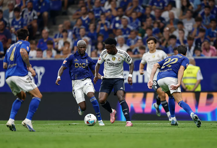 Vinicius Junior ấn định chiến thắng 3-0 của Real Madrid phút bù giờ Vinicius Junior ấn định chiến thắng 3-0 của Real Madrid phút bù giờ