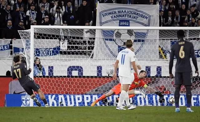 Jack Grealish tạo sức bật cho lối chơi của Tam sư