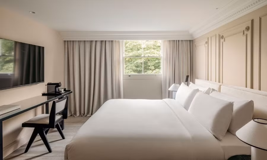 Sự tinh giản trong thiết kế giúp không gian trở nên thoải mái và rộng mở (Ảnh: Tổng hợp)