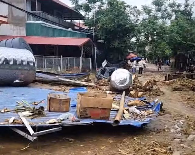 Nhiều khu dân cư tại huyện Ba Bể chịu thiệt hại khi lũ quét qua. Ảnh: B.Bể