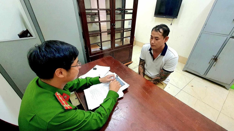 Cơ quan công an đang lấy lời khai đối tượng Thành Cơ quan công an đang lấy lời khai đối tượng Thành