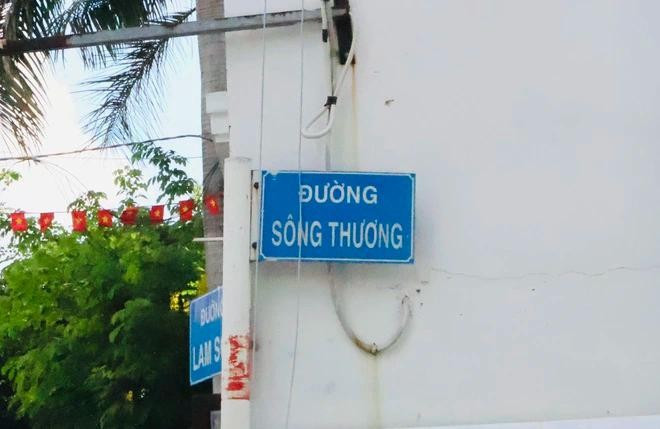 13 con đường sông nằm thành cụm, xung quanh khu vực sân bay Tân Sơn Nhất. ẢNH: THÁI THANH - HOÀI NHIÊN 13 con đường sông nằm thành cụm, xung quanh khu vực sân bay Tân Sơn Nhất. ẢNH: THÁI THANH - HOÀI NHIÊN