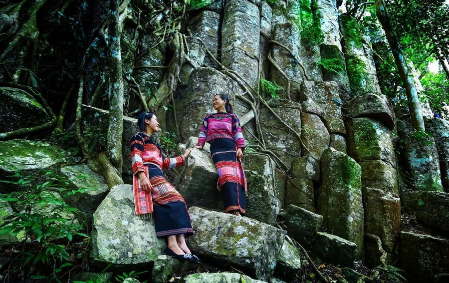 Thành Tà Kơn, xã Vĩnh Sơn (H.Vĩnh Thạnh, Bình Định) Thành Tà Kơn, xã Vĩnh Sơn (H.Vĩnh Thạnh, Bình Định)