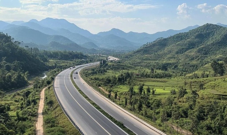 Đường cao tốc Đà Lạt - Nha Trang được kỳ vọng kết nối liền lạc 2 vùng du lịch lớn của cả nước. Ảnh minh họa/Nguồn VGP cao-toc.jpg
