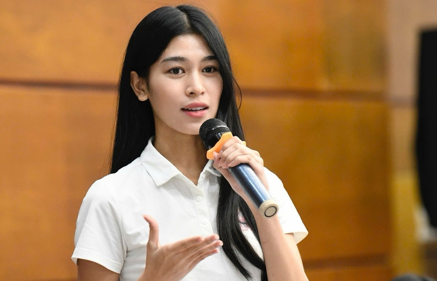 Tại buổi học đầu tiên về kỹ năng thuyết trình, Thanh Thảo đã có phần thuyết trình ấn tượng về chủ đề Trí tuệ. Nữ sinh đến từ Học viện Ngoại giao cho rằng: "Tri thức hay trí tuệ là thứ duy nhất đồng hành cùng chúng ta. Trí tuệ là sự hiểu biết, cách chúng ta học hỏi, thấu hiểu mọi người. Trong thời đại này, bộ óc sáng suốt giúp chúng ta thành công, trí tuệ thông minh giúp chúng ta sống ý nghĩa. Hãy biến trí tuệ thành tài sản vô giá để phát triển bản thân và đóng góp ý nghĩa cho xã hội". Tại buổi học đầu tiên về kỹ năng thuyết trình, Thanh Thảo đã có phần thuyết trình ấn tượng về chủ đề Trí tuệ. Nữ sinh đến từ Học viện Ngoại giao cho rằng: "Tri thức hay trí tuệ là thứ duy nhất đồng hành cùng chúng ta. Trí tuệ là sự hiểu biết, cách chúng ta học hỏi, thấu hiểu mọi người. Trong thời đại này, bộ óc sáng suốt giúp chúng ta thành công, trí tuệ thông minh giúp chúng ta sống ý nghĩa. Hãy biến trí tuệ thành tài sản vô giá để phát triển bản thân và đóng góp ý nghĩa cho xã hội".
