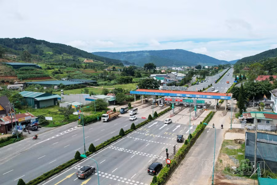 Tỉnh Lâm Đồng đã chủ động kiến nghị Trung ương xây dựng các trục đường giao thông đường bộ kết nối với Bình Thuận và Đắk Nông