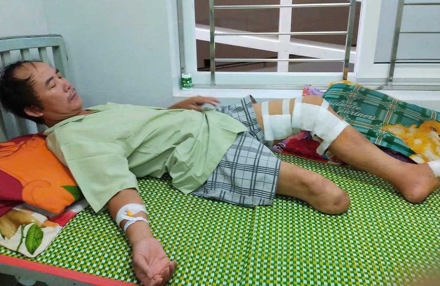 Trước khi phát bệnh, anh Hồ Ngọc Thao là lao động chính nuôi cả nhà. Ảnh: M.L.G Những phận đời đáng thương