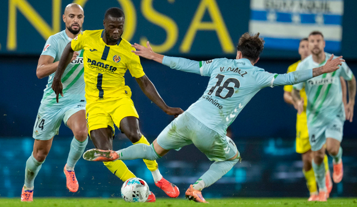Nicolas Pepe từng có thời gian dài chơi bóng ở Anh Nicolas Pepe từng có thời gian dài chơi bóng ở Anh