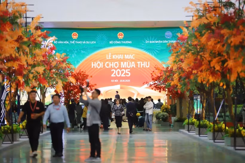 Tối nay 25/10, Hội chợ Mùa Thu lần thứ nhất năm 2025 sẽ chính thức khai mạc.