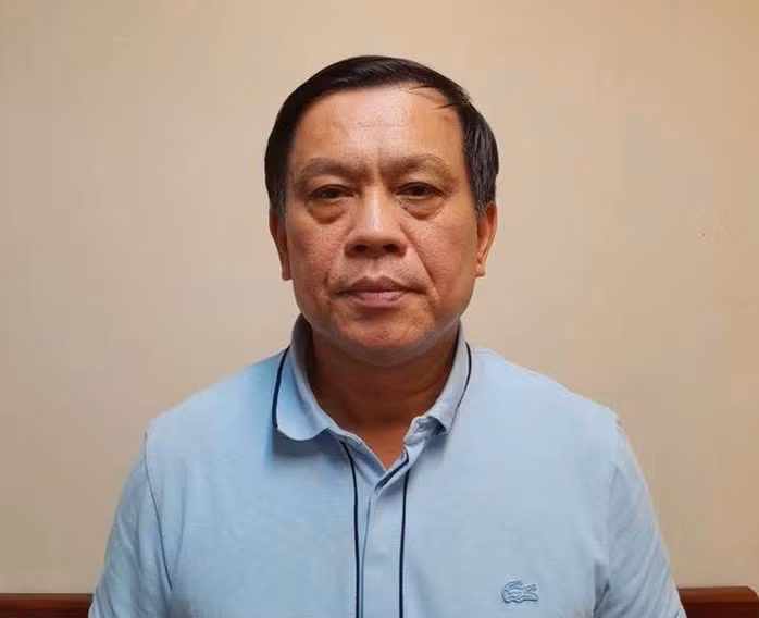 Bị can Nguyễn Bá Hoan, nguyên Thứ trưởng Bộ Lao động - Thương binh và Xã hội (bộ cũ), bị bắt trước đó. Ảnh: Bộ Công an