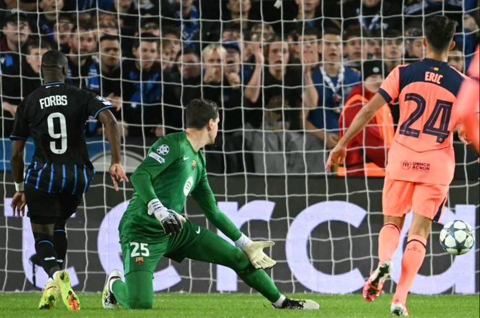 Carlos Forbs liên tiếp lập công cho Club Brugge