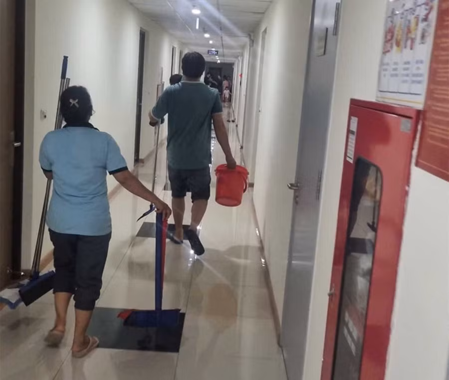 Người dân IEC Residences Quy Nhơn đoàn kết, đồng lòng cùng ban quản lý vượt qua cơn bão số 13