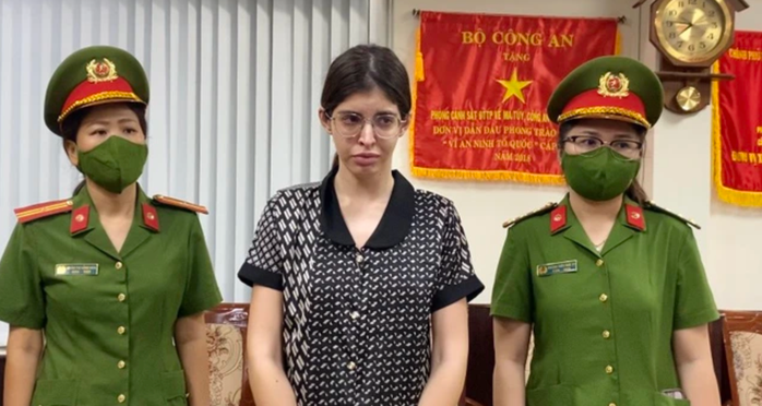 Người mẫu An Tây lúc bị bắt Người mẫu An Tây lúc bị bắt