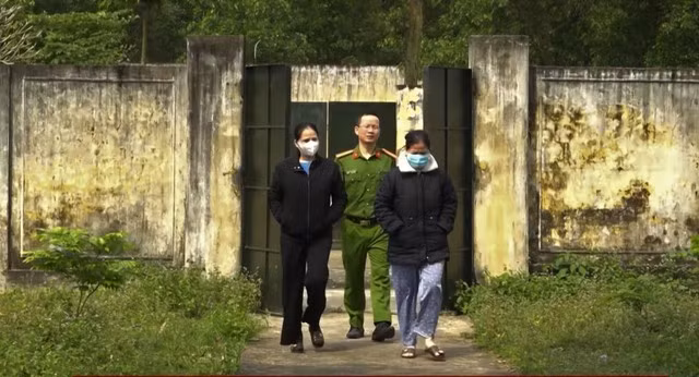 Hai đối tượng bị Công an tỉnh Quảng Bình bắt giam để phục vụ công tác điều tra