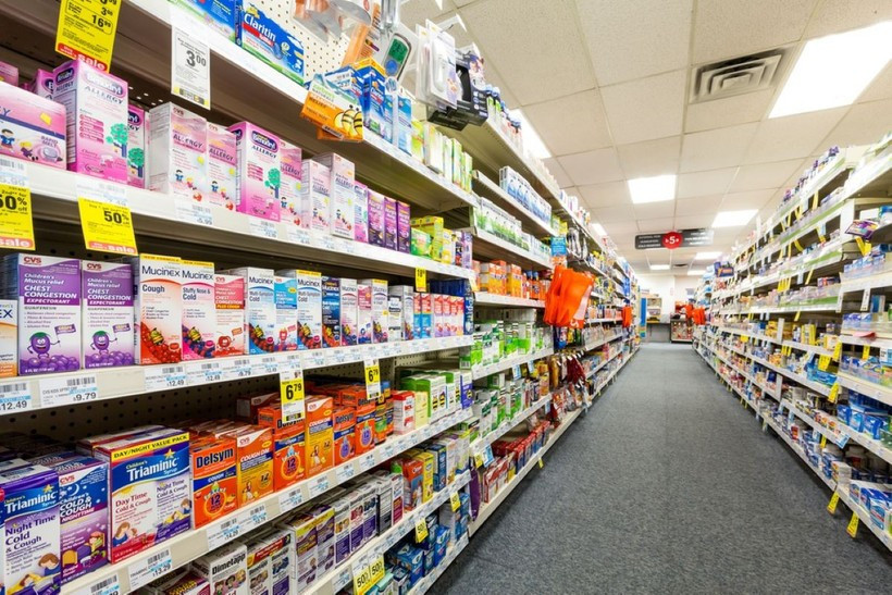 Một cửa hàng thuốc tại Mỹ. Ảnh: american pharmacy news/Nguồn Vietnam+ cuahangbanquoctaimy.jpg