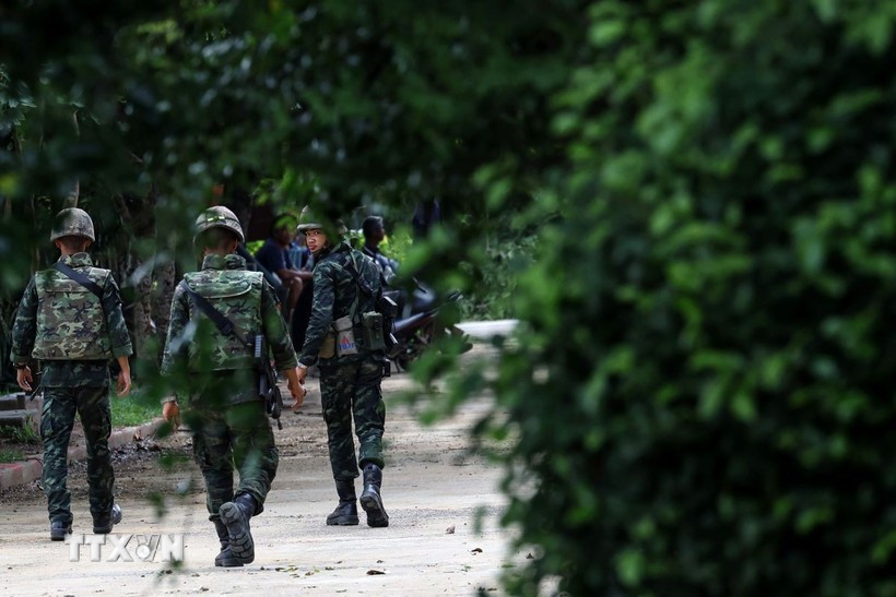 Binh sỹ Thái Lan được triển khai tại tỉnh Surin ngày 25/7. (Ảnh: AA/TTXVN)