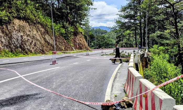 Hiện Lâm Đồng có các đèo cấm lưu thông gồm Khánh Lê, Prenn, Sông Pha và D'ran.