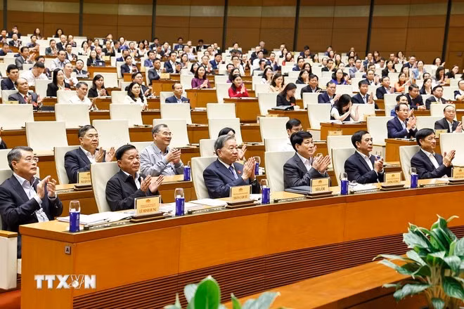 Tổng Bí thư Tô Lâm, Chủ tịch nước Lương Cường, các đồng chí lãnh đạo Đảng, Nhà nước và đại biểu dự hội nghị. (Ảnh: Doãn Tấn/TTXVN)